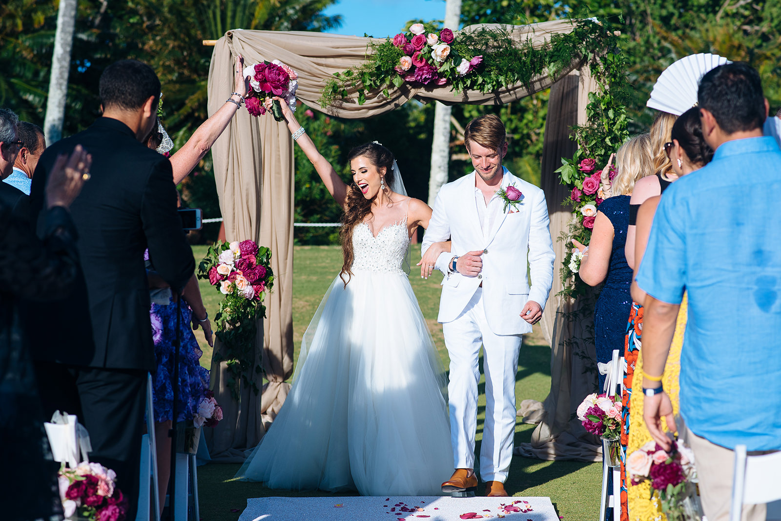The wedding of Annie & Bruce at Coral Beach Club, Paget