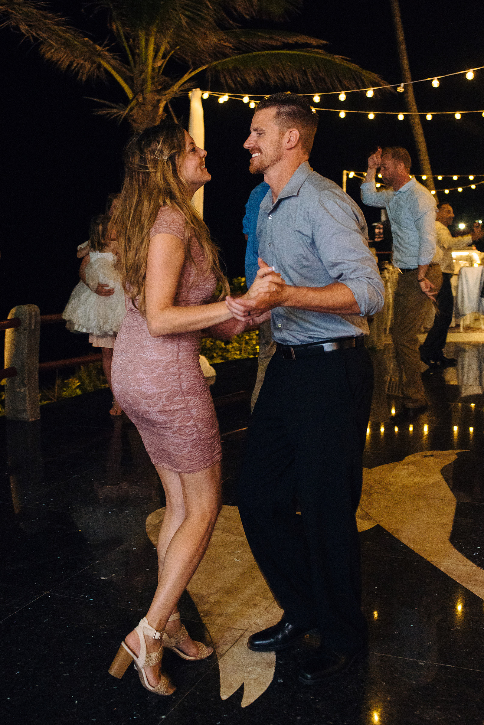 The wedding of Annie & Bruce at Coral Beach Club, Paget