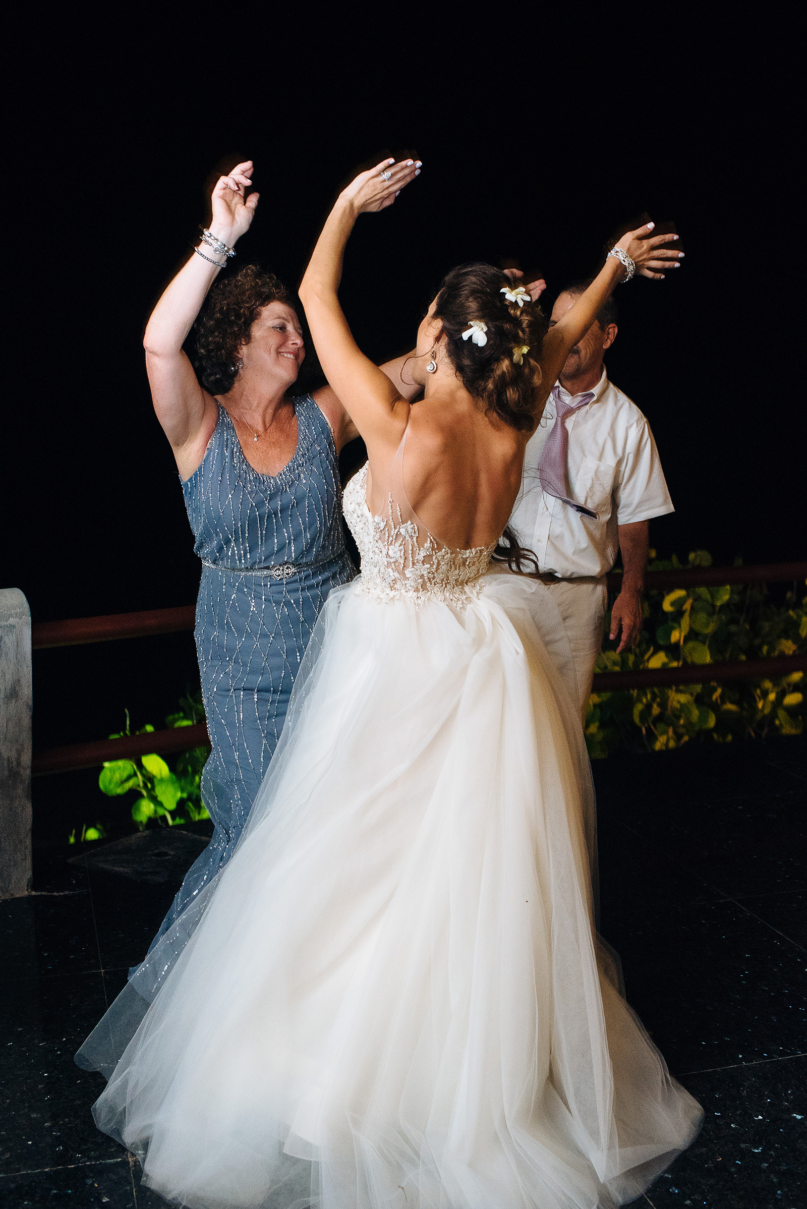 The wedding of Annie & Bruce at Coral Beach Club, Paget